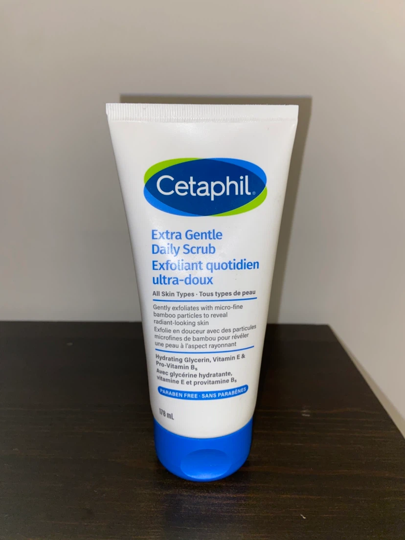 Cetaphil Facial Scrub
