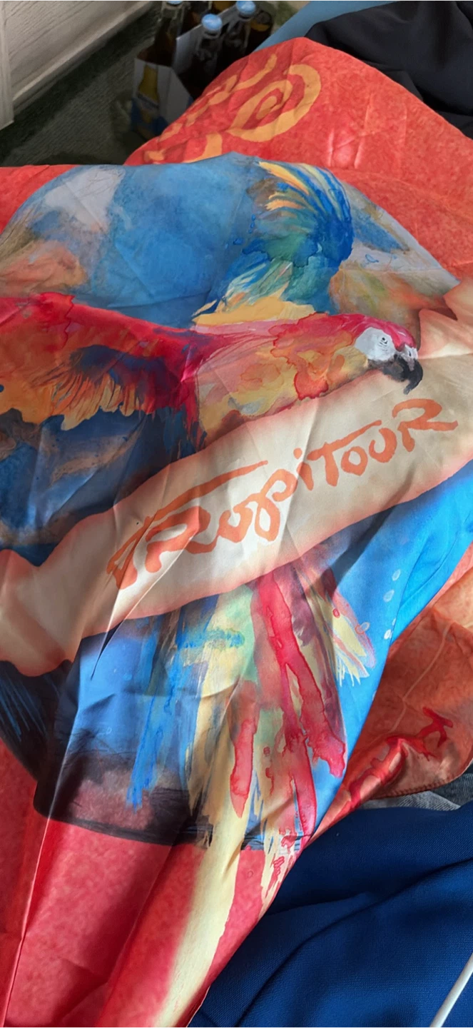 Tropitour Parrot Print Scarf Karol G - photo 2