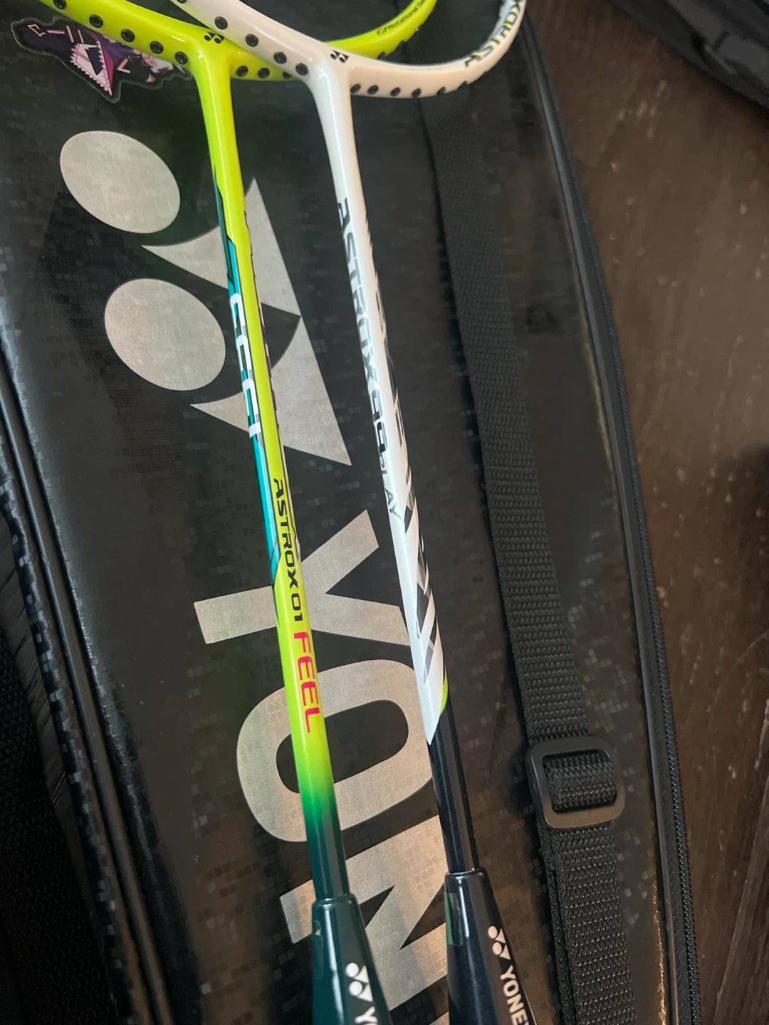 Yonex Astrox 99 play & Astrox 01 feel