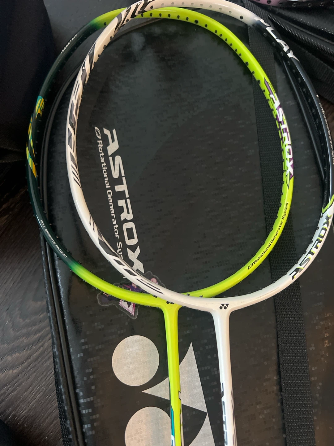 Yonex Astrox 99 play & Astrox 01 feel - photo 2