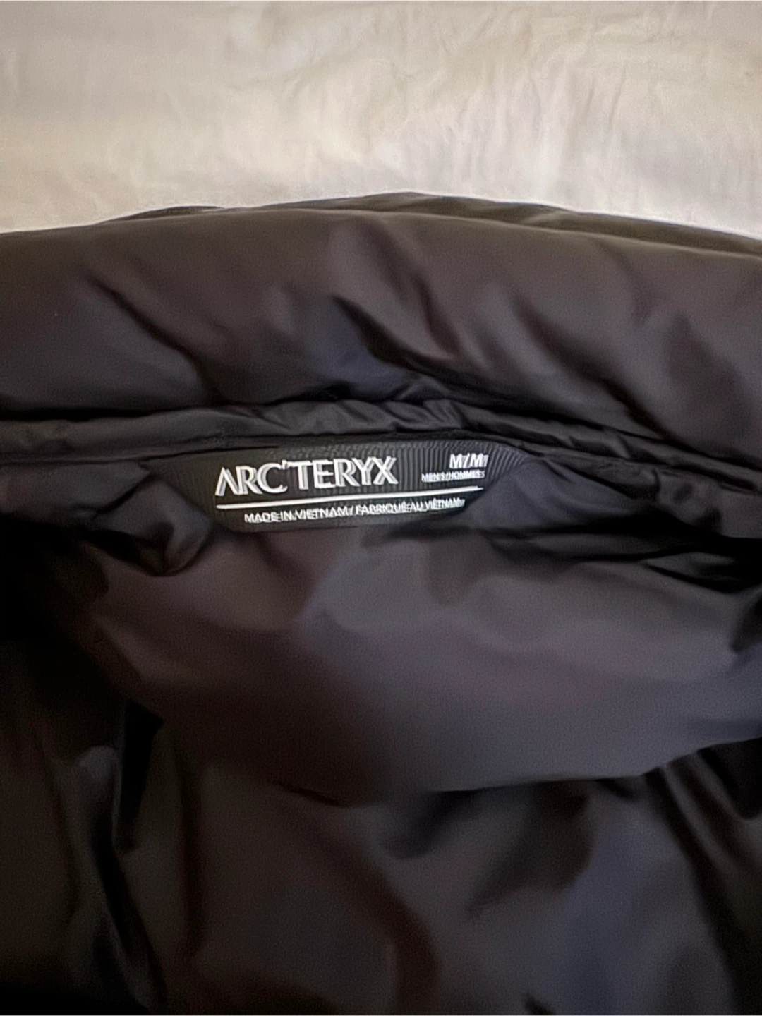 Arc'teryx Black Down Vest - Men's Medium - photo 2
