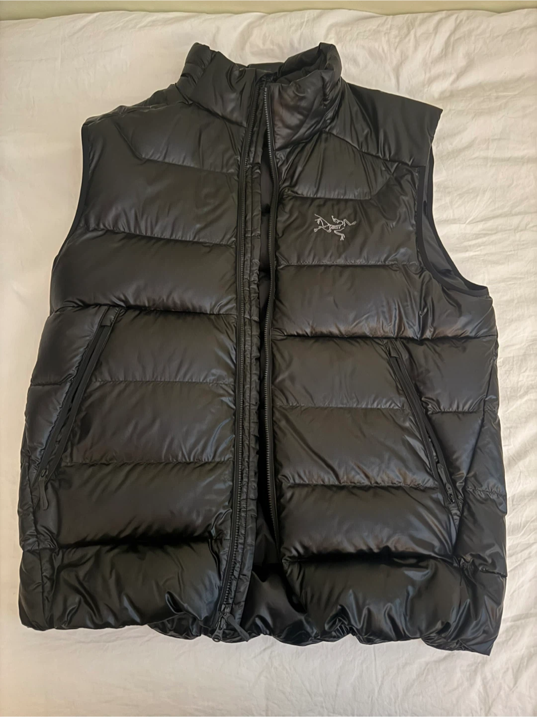 Arc'teryx Black Down Vest - Men's Medium