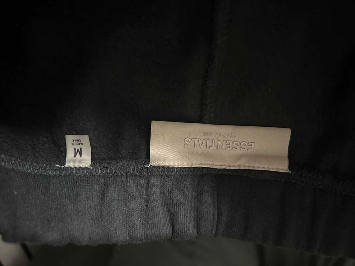Essentials Fear of God Sweatpants Black - photo 4