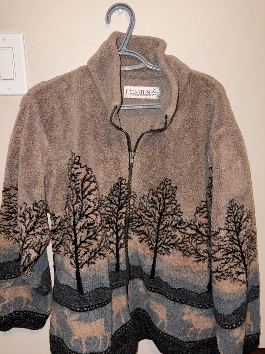 Vintage Coastlines fleece jacket