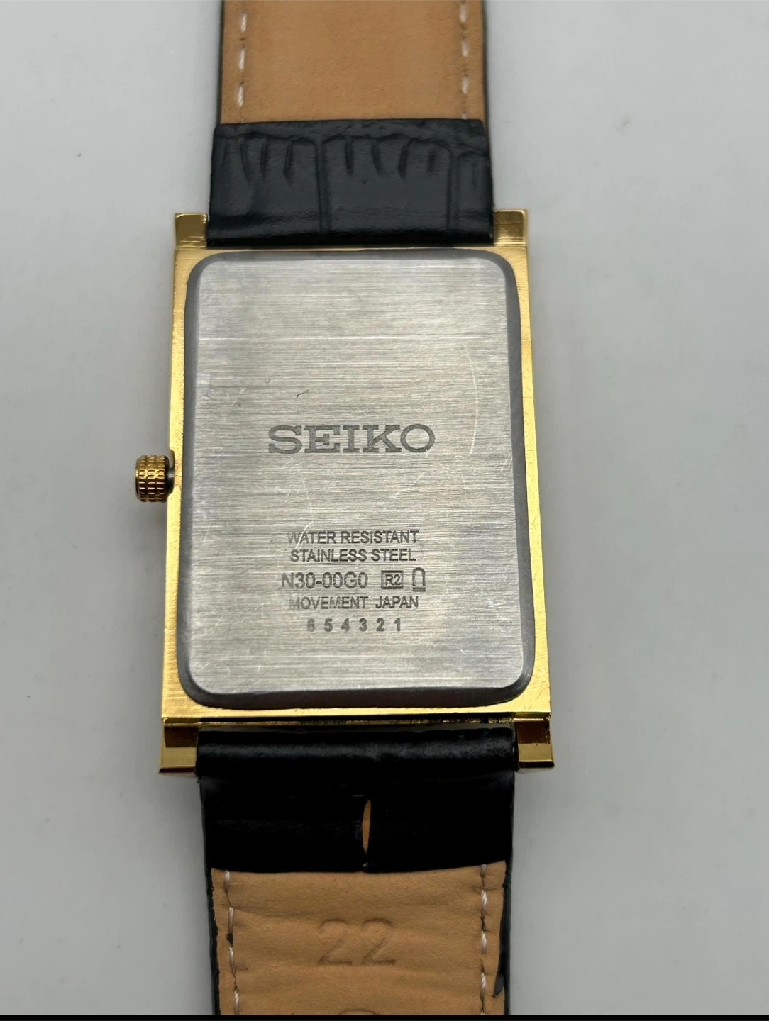 Seiko Rectangular Gold-Tone Watch - photo 2
