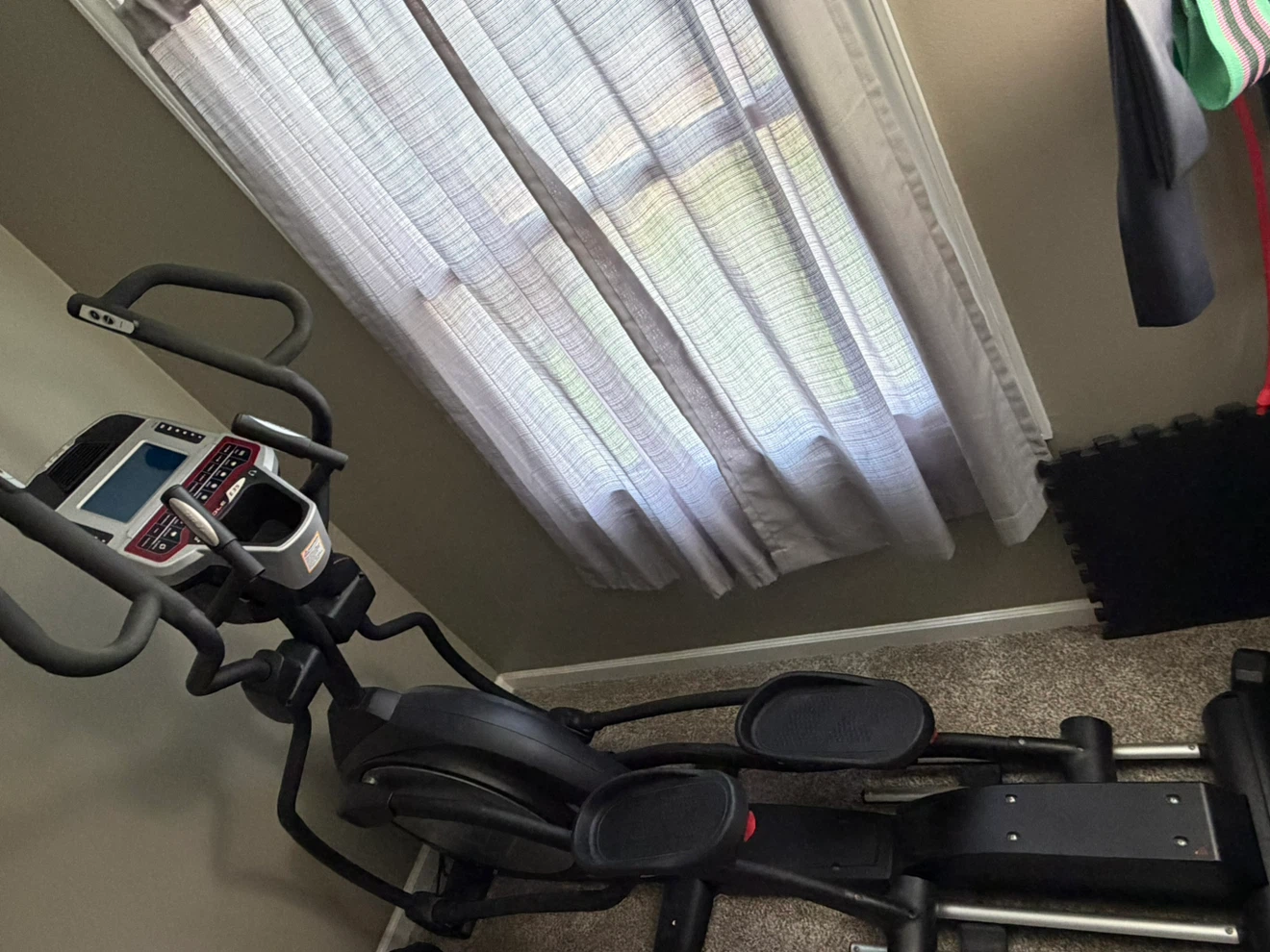 Elliptical Machine - photo 3