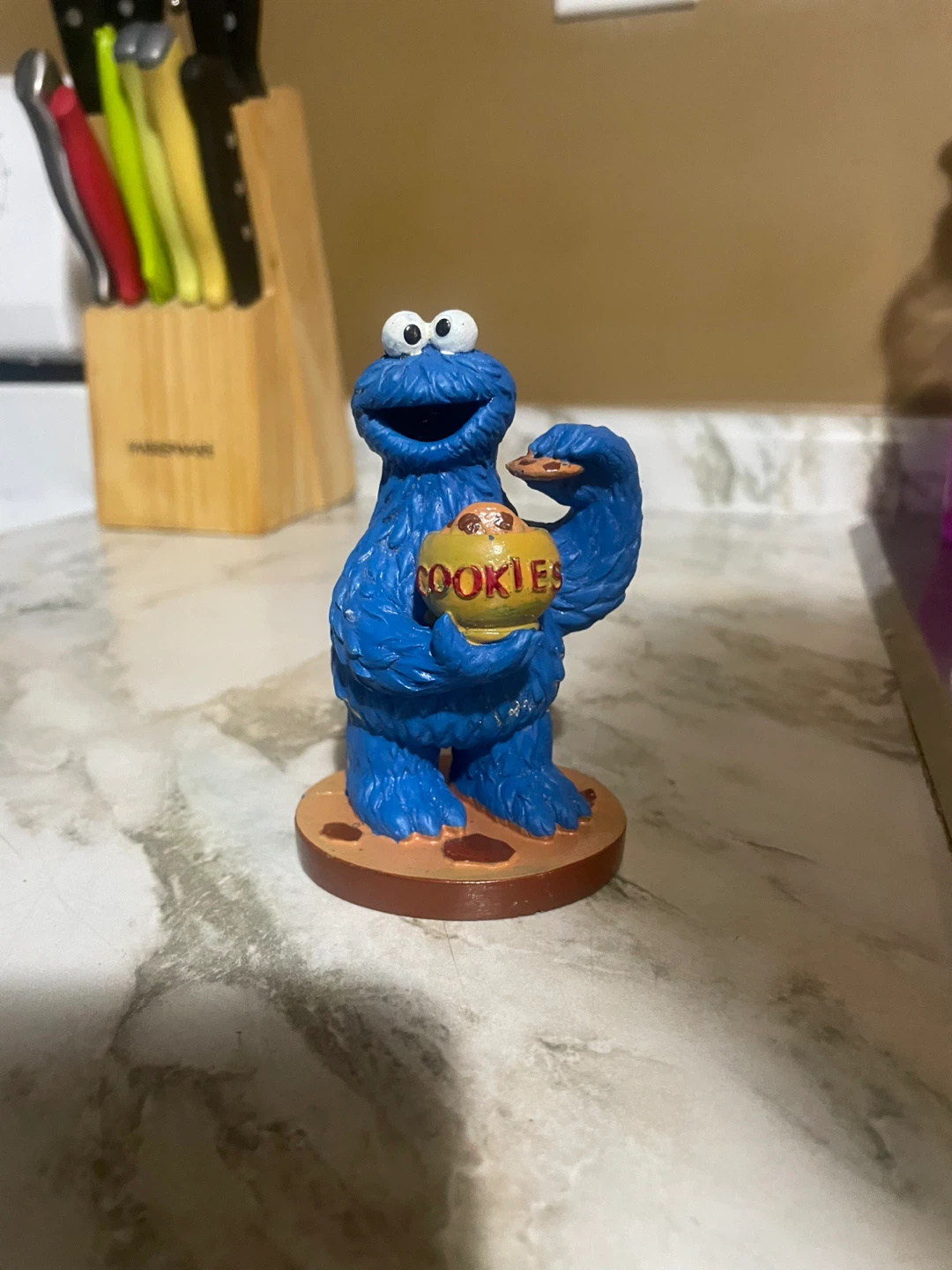 Sesame Street Cookie Monster Figurine