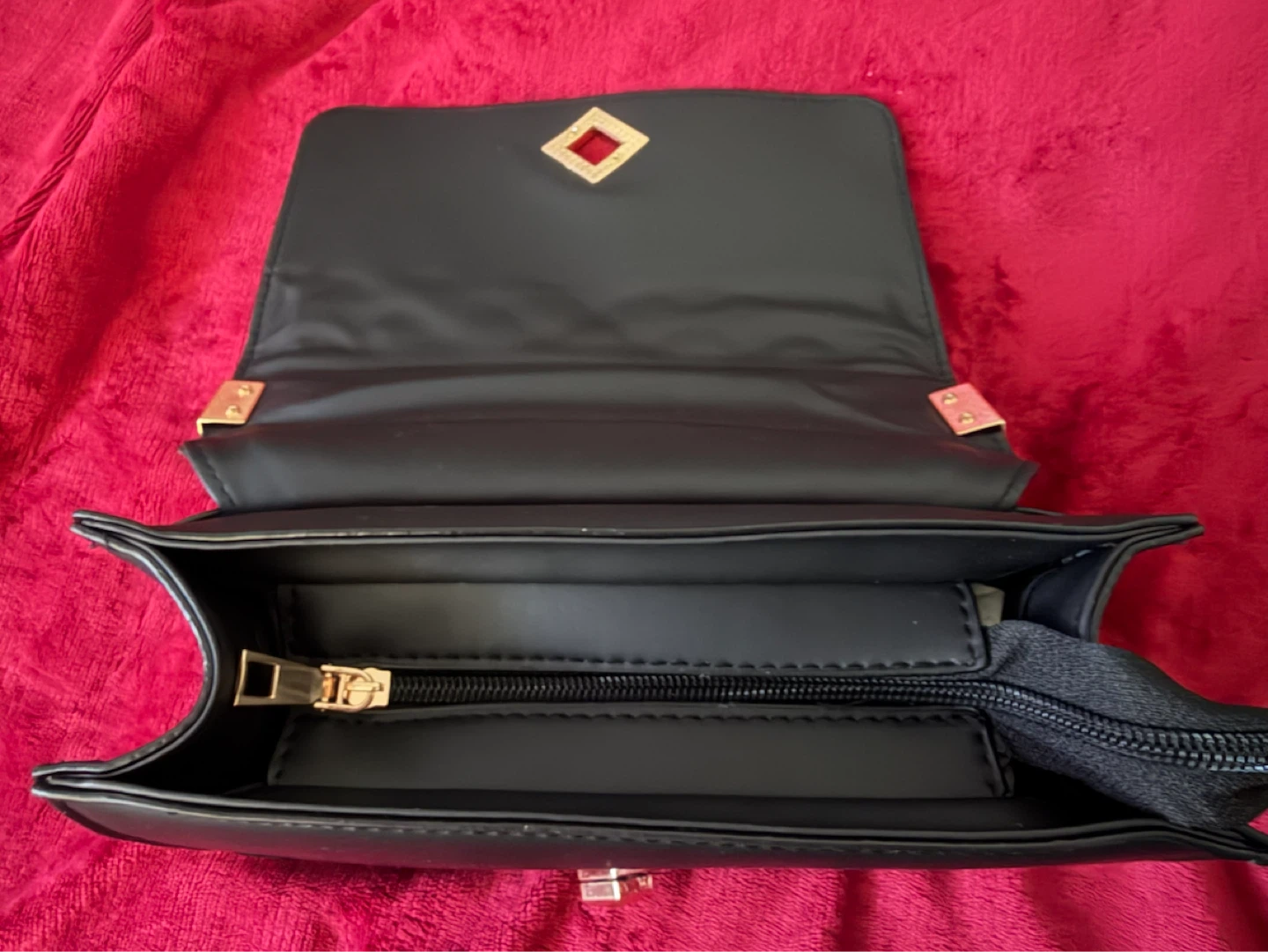 Black Quilted Crossbody Bag - photo 2