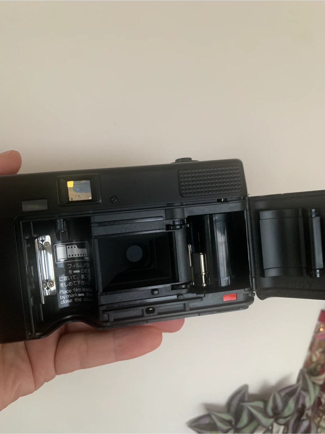 Nikon L35AF 35mm Film Camera - photo 4