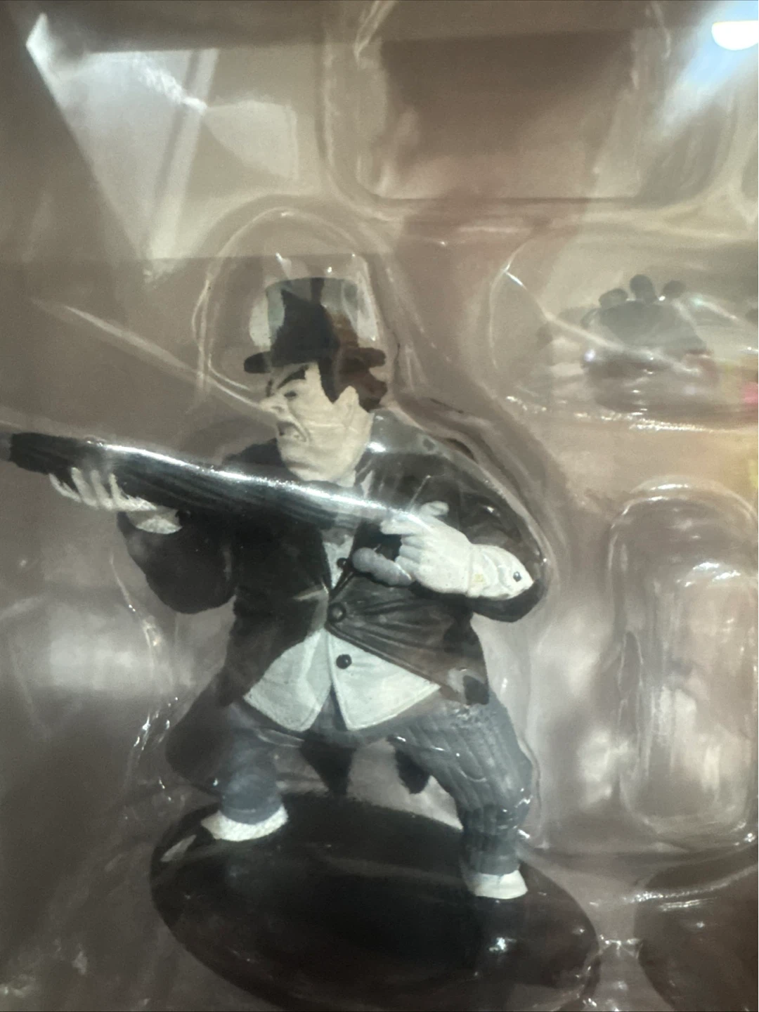 DC Collectibles Batman Black & White 7-Pack Mini Figures - photo 2