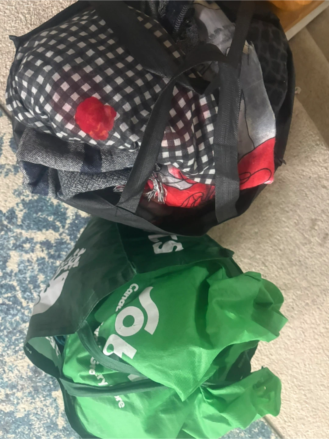 Bag of clothes free - photo 2