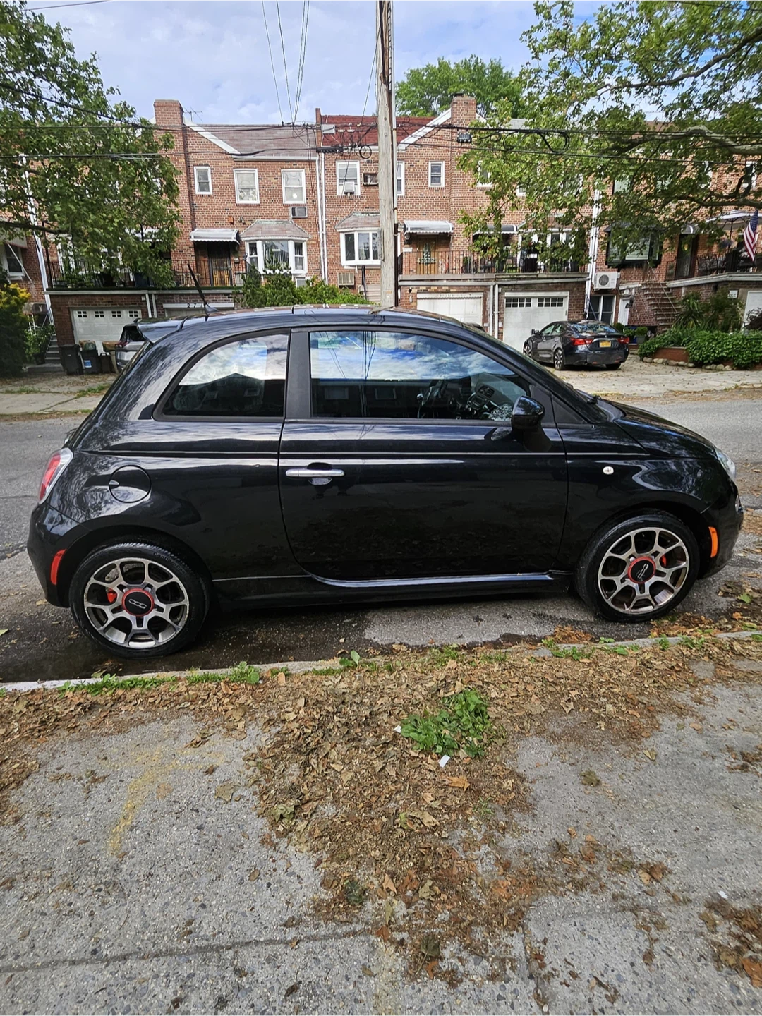 Black Fiat 500 - photo 3
