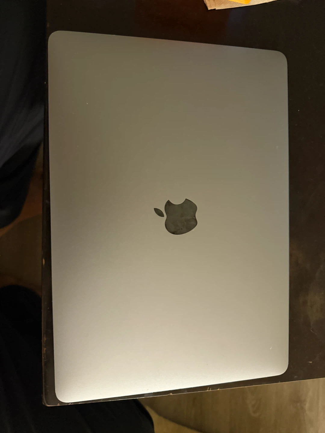 Apple MacBook Pro 2020 - photo 2