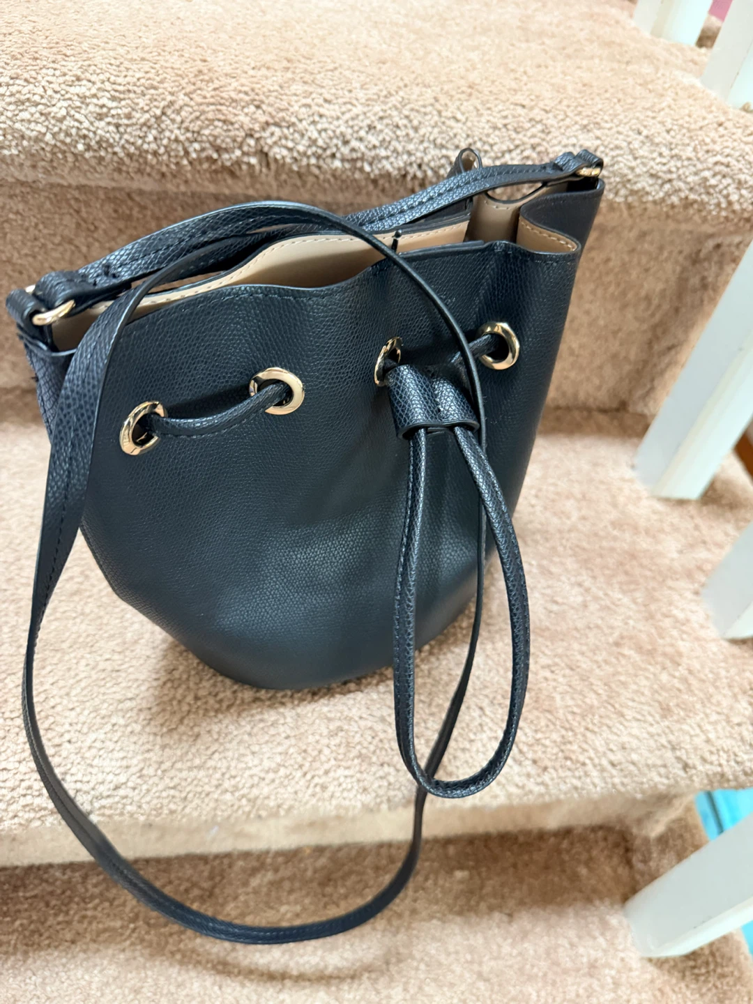 Black bucket bag