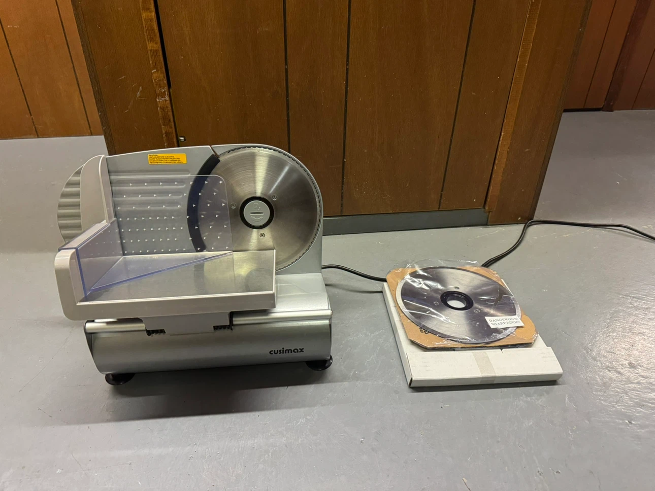CUSIMAX 200W Electric Meat Slicer
