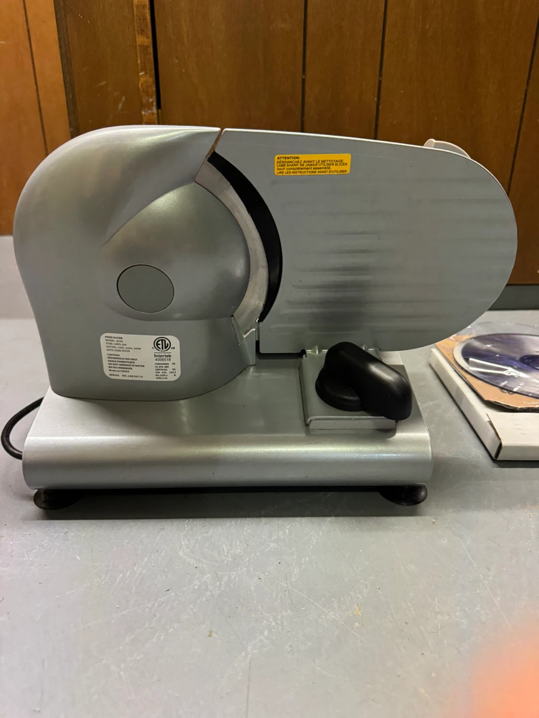 CUSIMAX 200W Electric Meat Slicer - photo 4