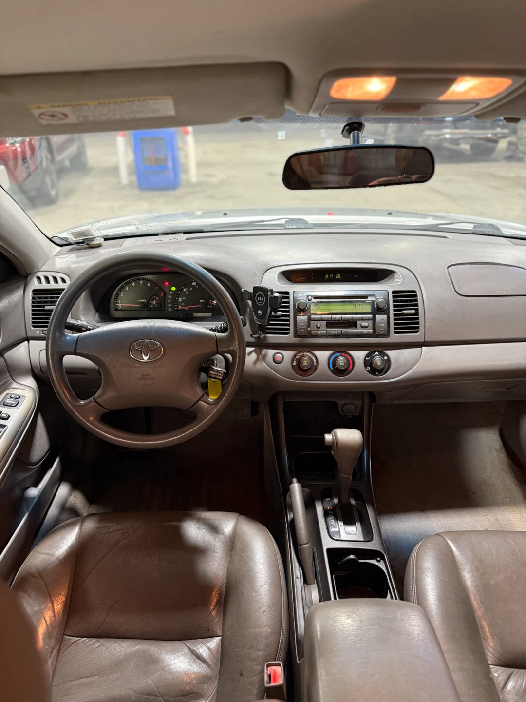 2002 Toyota Camry SE-95k miles ONE OWNER - photo 3