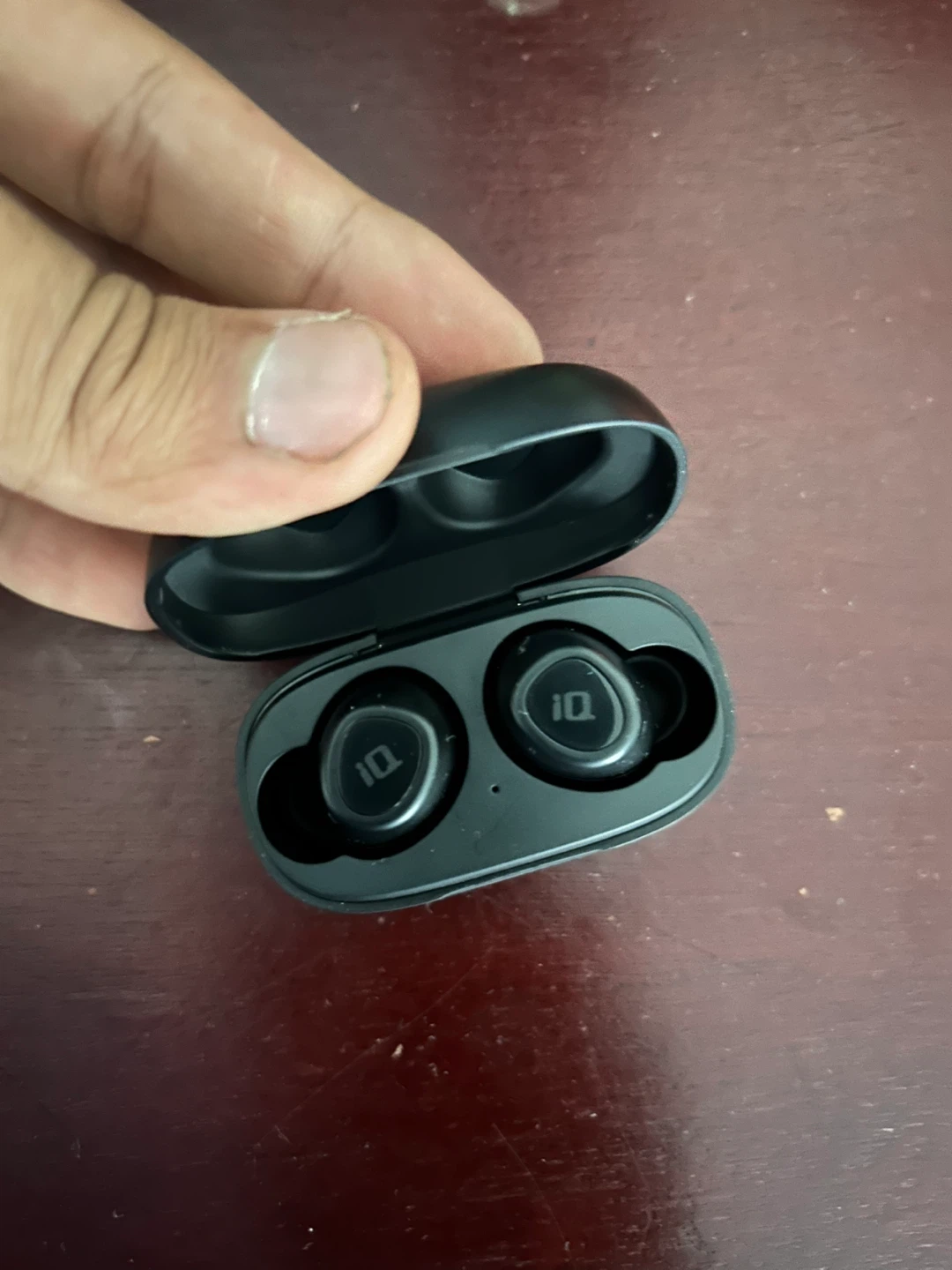 iQ Wireless Earbuds
