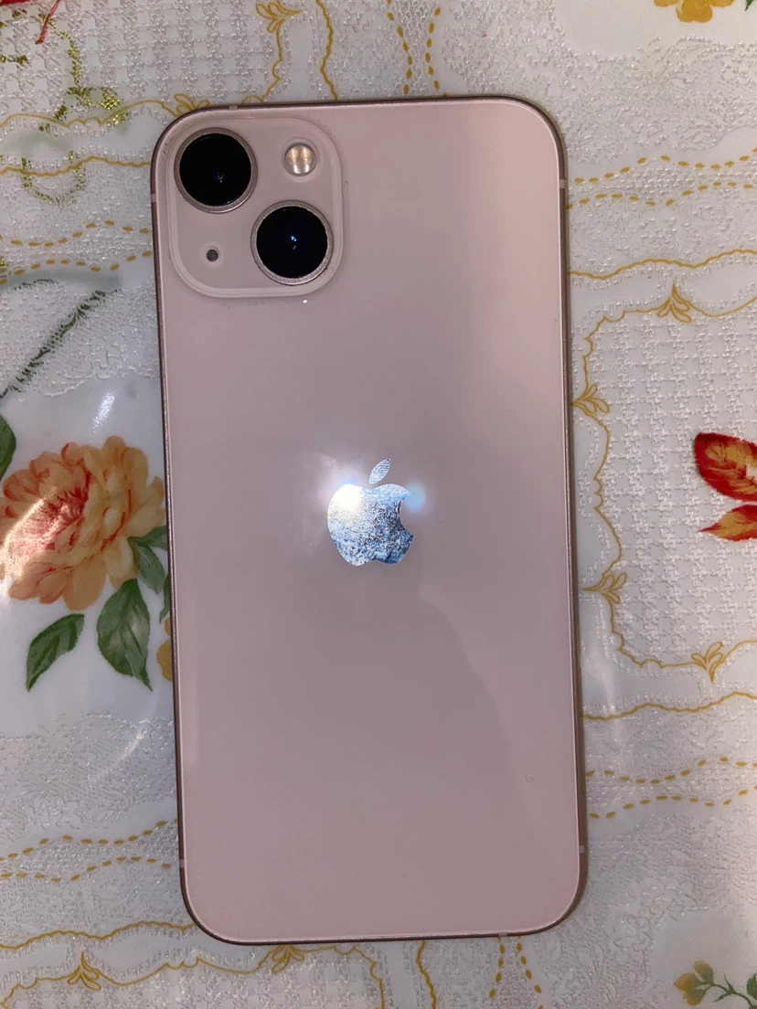 Apple iPhone 13 Pink like new unlocked