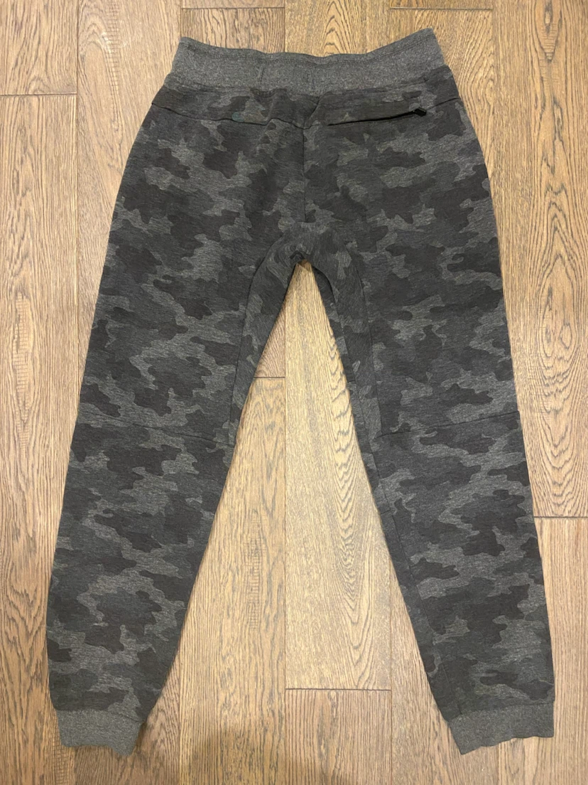 EUC: Boys Kyodan Grey Camo Joggers Size 14/16 * BACK TO SCHOOL* - photo 2