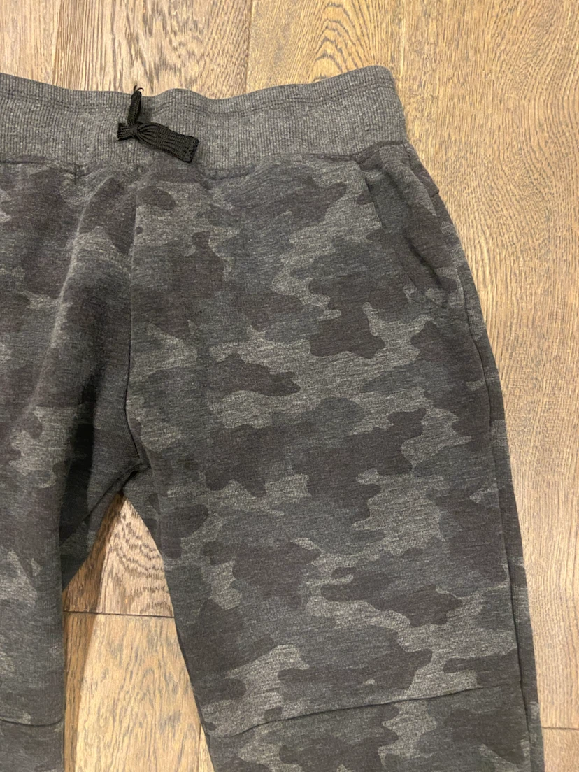 EUC: Boys Kyodan Grey Camo Joggers Size 14/16 * BACK TO SCHOOL* - photo 3