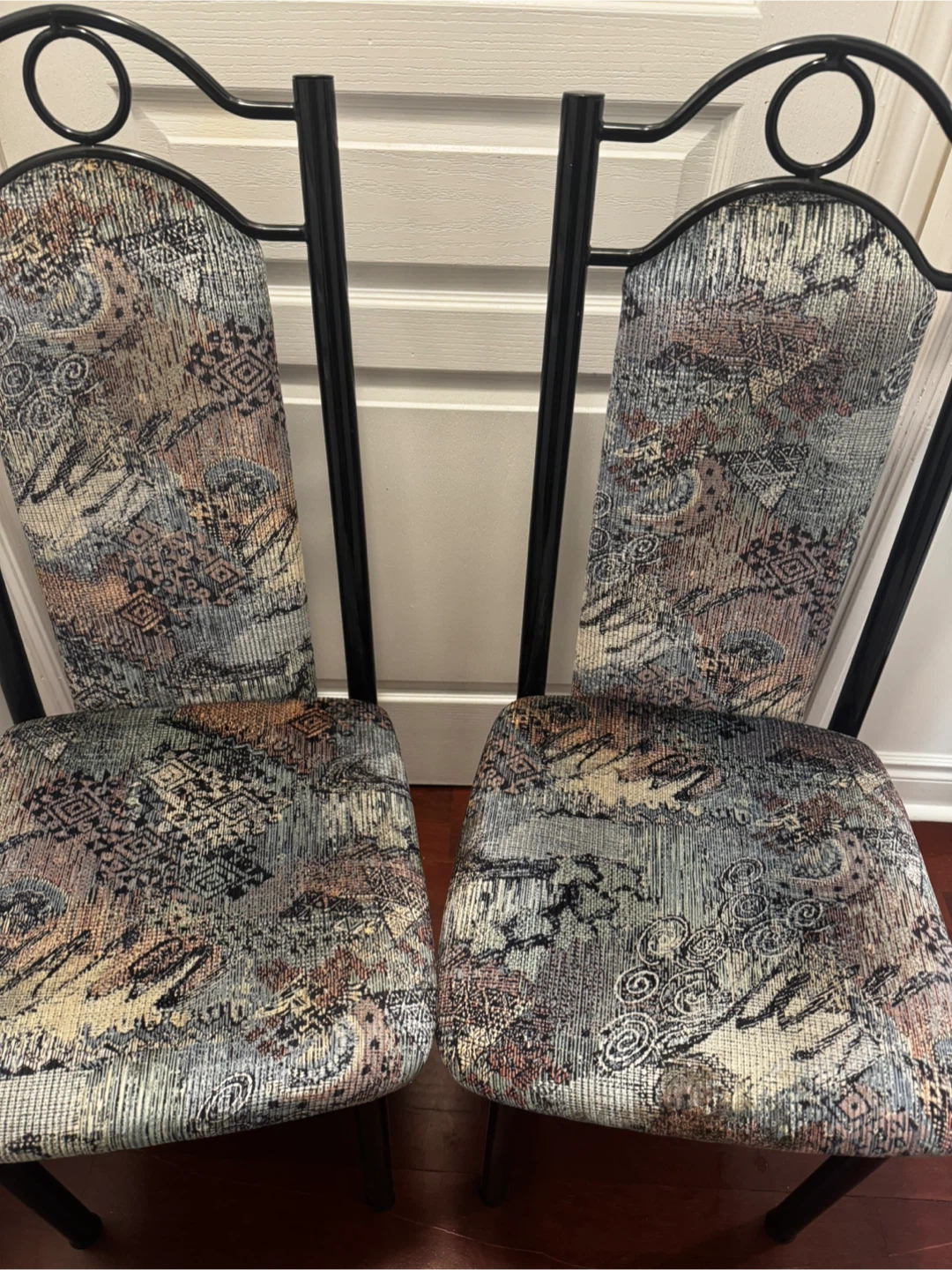 Two Reflections Furniture Dining Chairs - photo 3