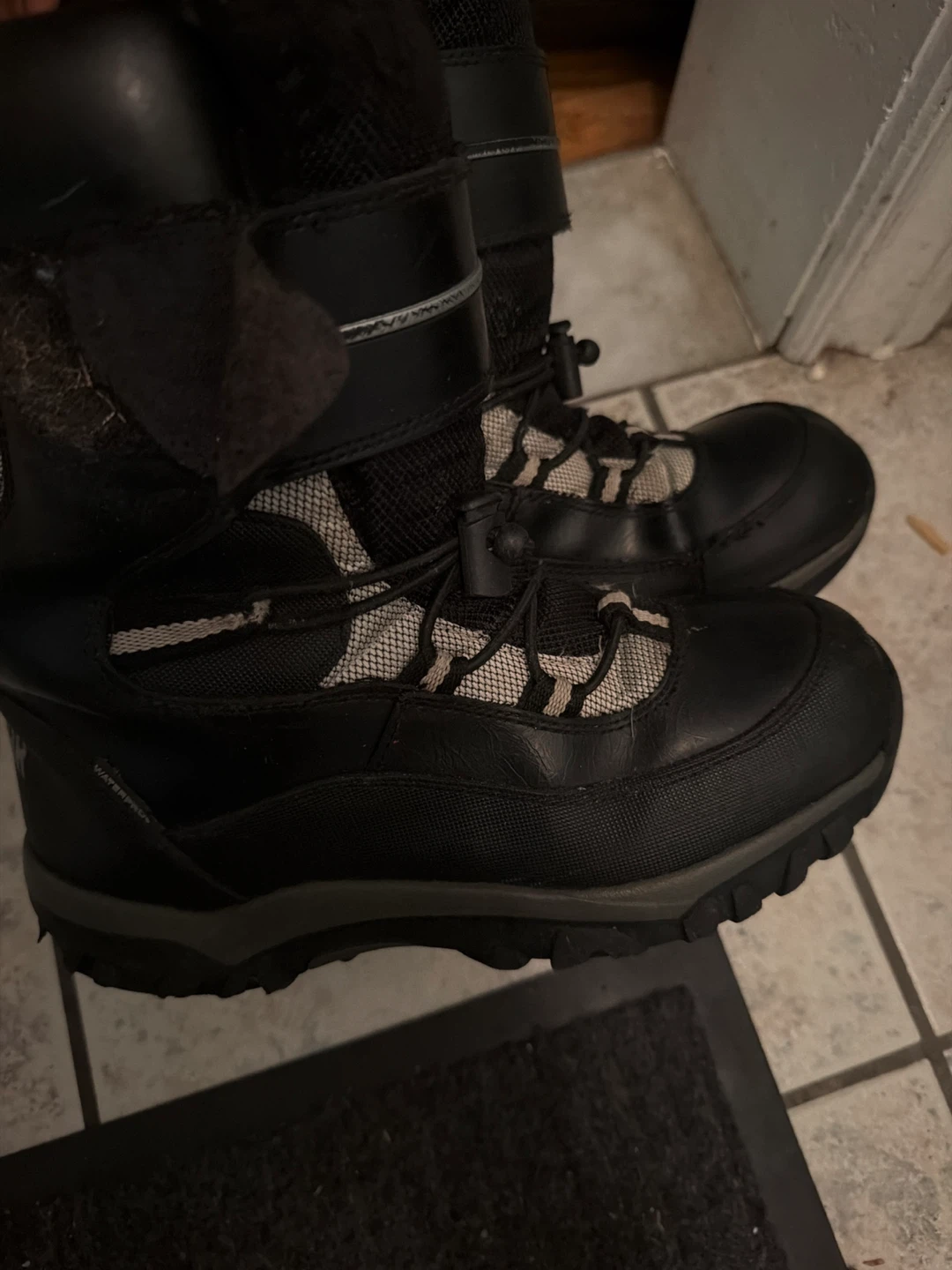 Cougar Winter Boots Size 5 - photo 3