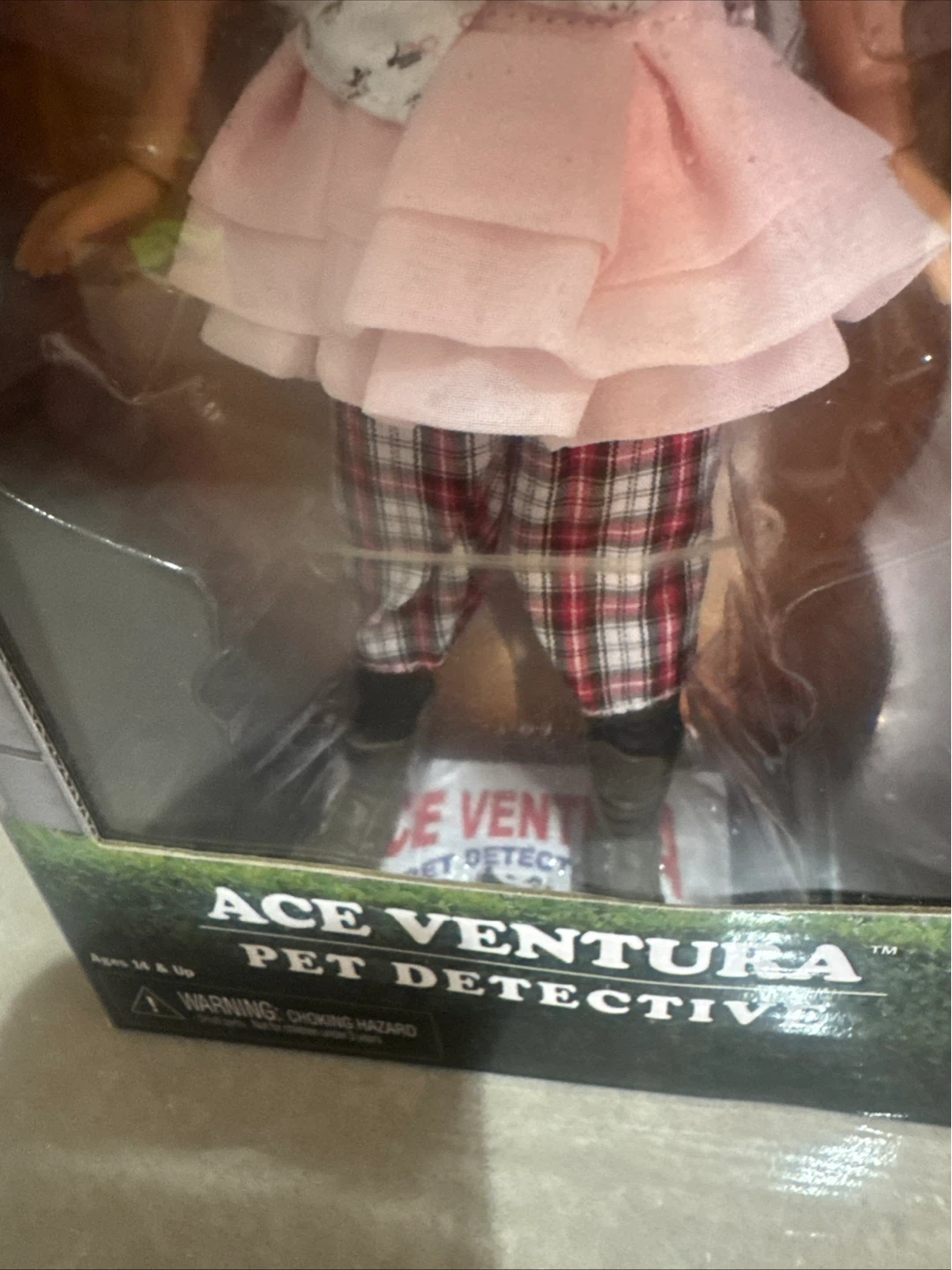 NECA Ace Ventura Shady Acres Action Figure - photo 2