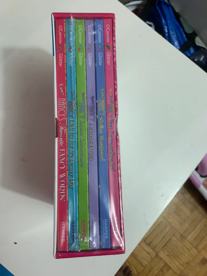 Fancy Nancy Bountiful Box of Books! - photo 2