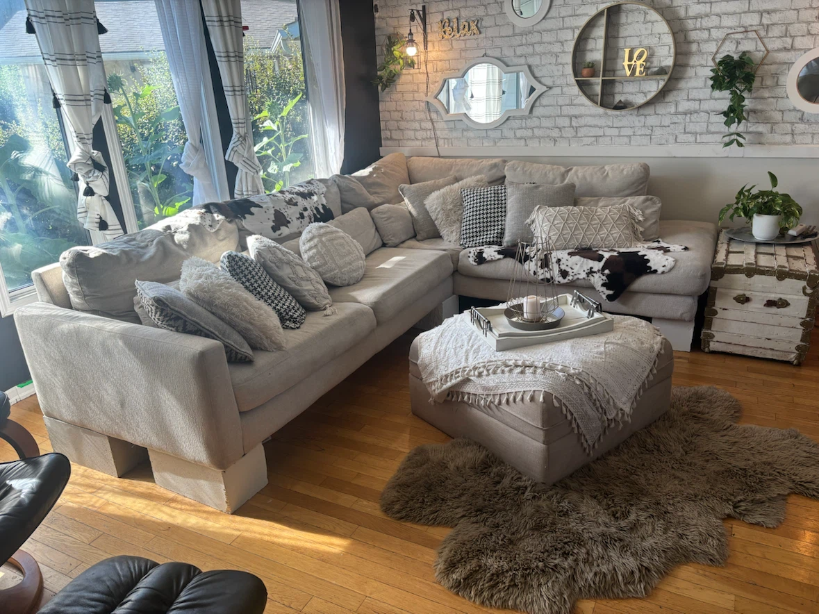 Beige Sectional Sofa with Ottoman - photo 3