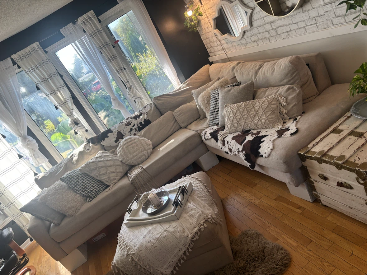 Beige Sectional Sofa with Ottoman - photo 4