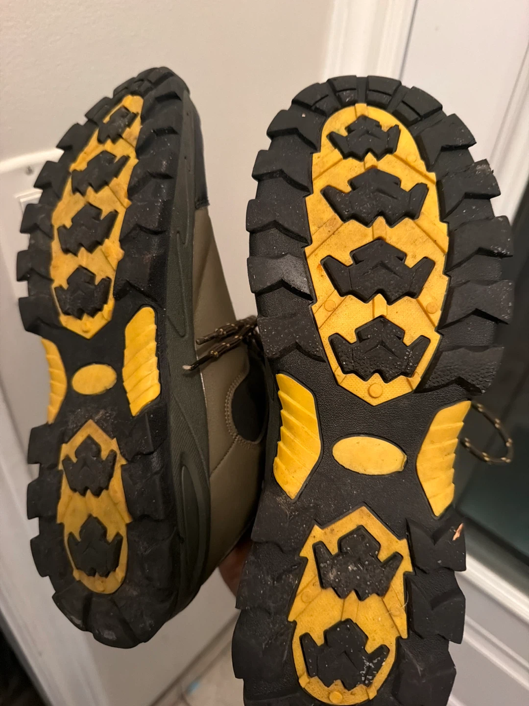 Minye Olive Winter Hiking Boots - photo 3