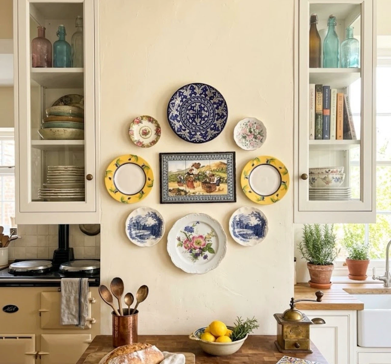 Cozy French Cottage & Mediterranean Plate Wall Set