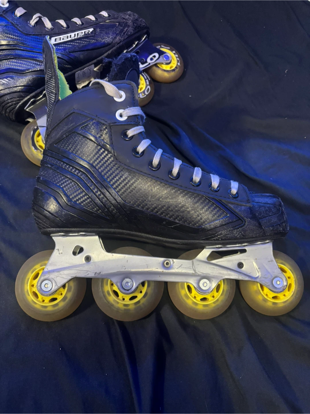 Bauer roller blades (not sure what size fits men size 7-9) - photo 4