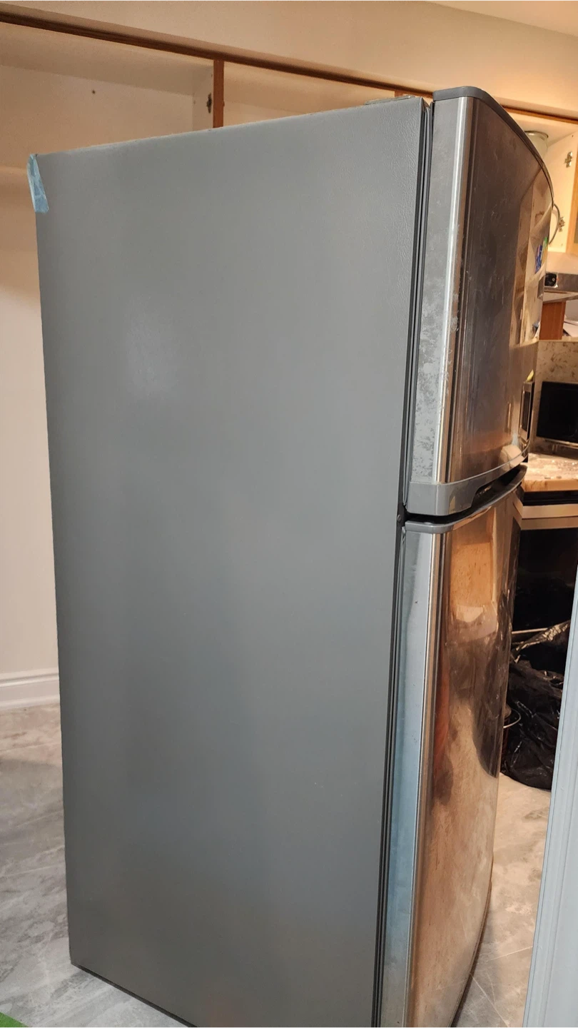 LG 30 Inch 19 cu.ft. Top Freezer Refrigerator - photo 3