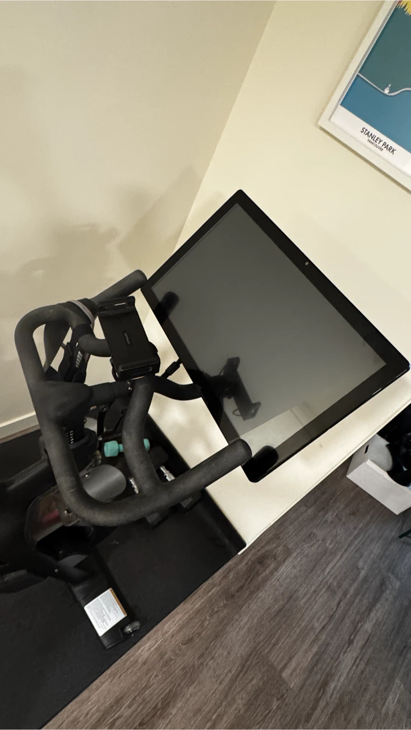 Peloton Original Bike Bundle - photo 3
