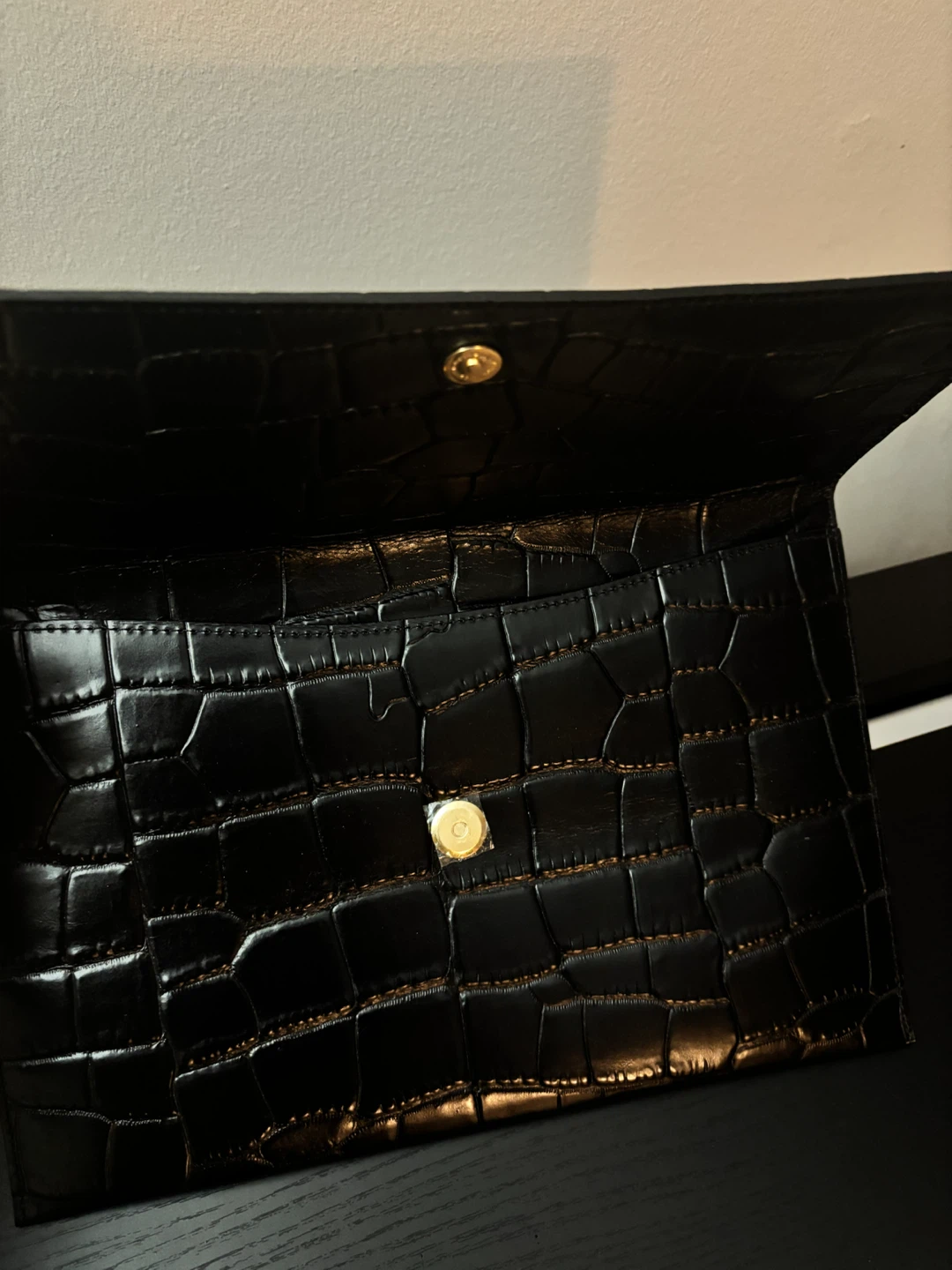 Black croc patterned clutch - photo 2