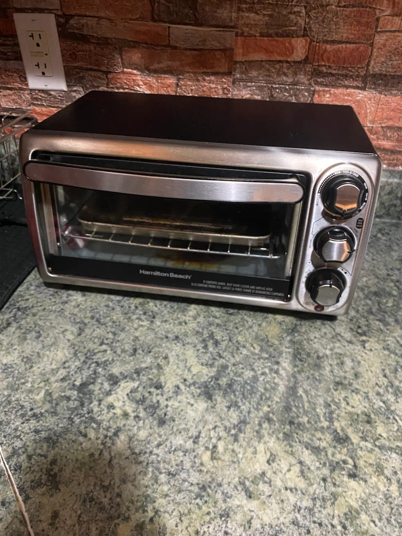 Hamilton Beach Countertop Toaster Oven - photo 3