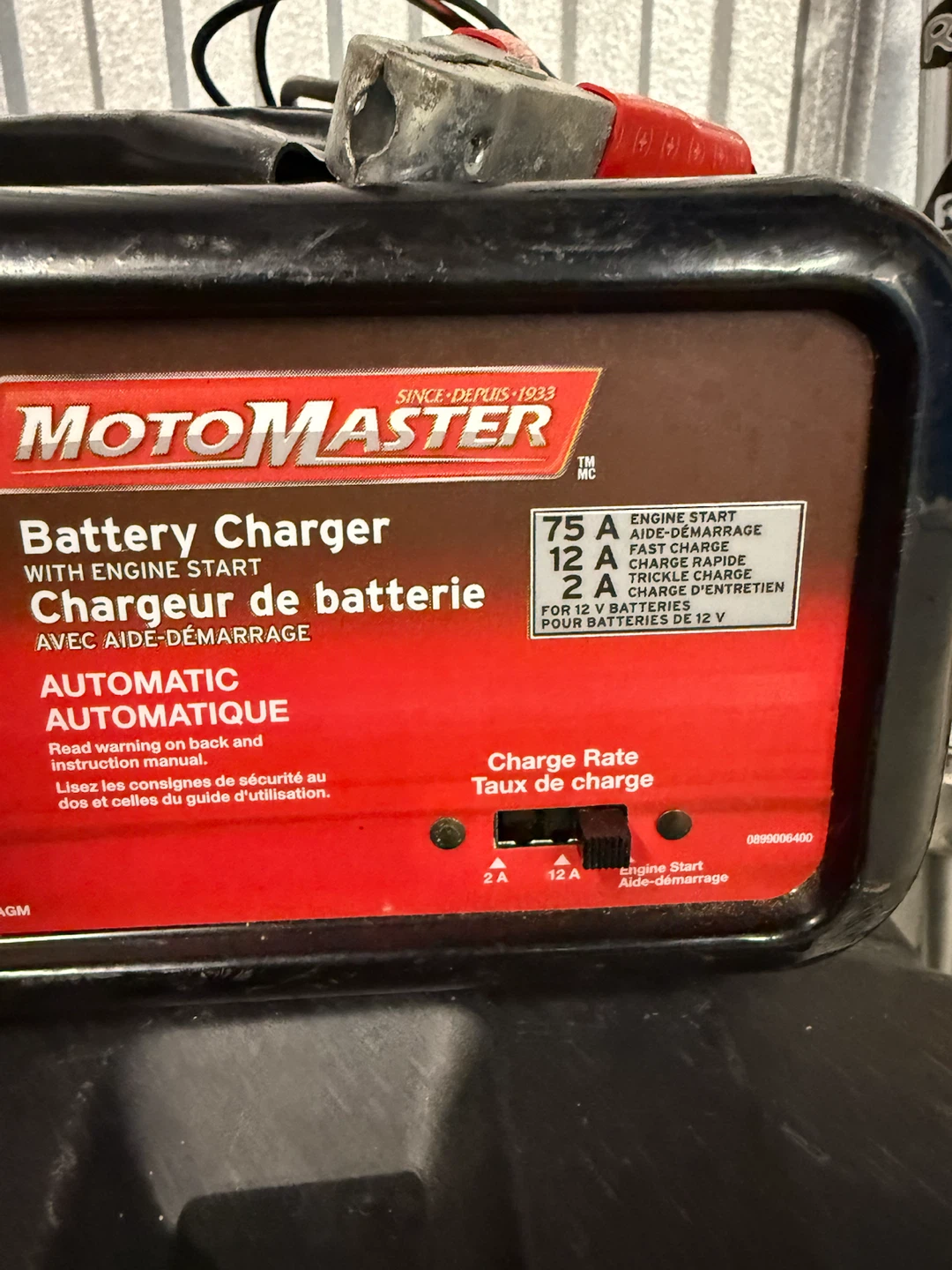 MotoMaster Battery Charger with Engine Start - photo 2
