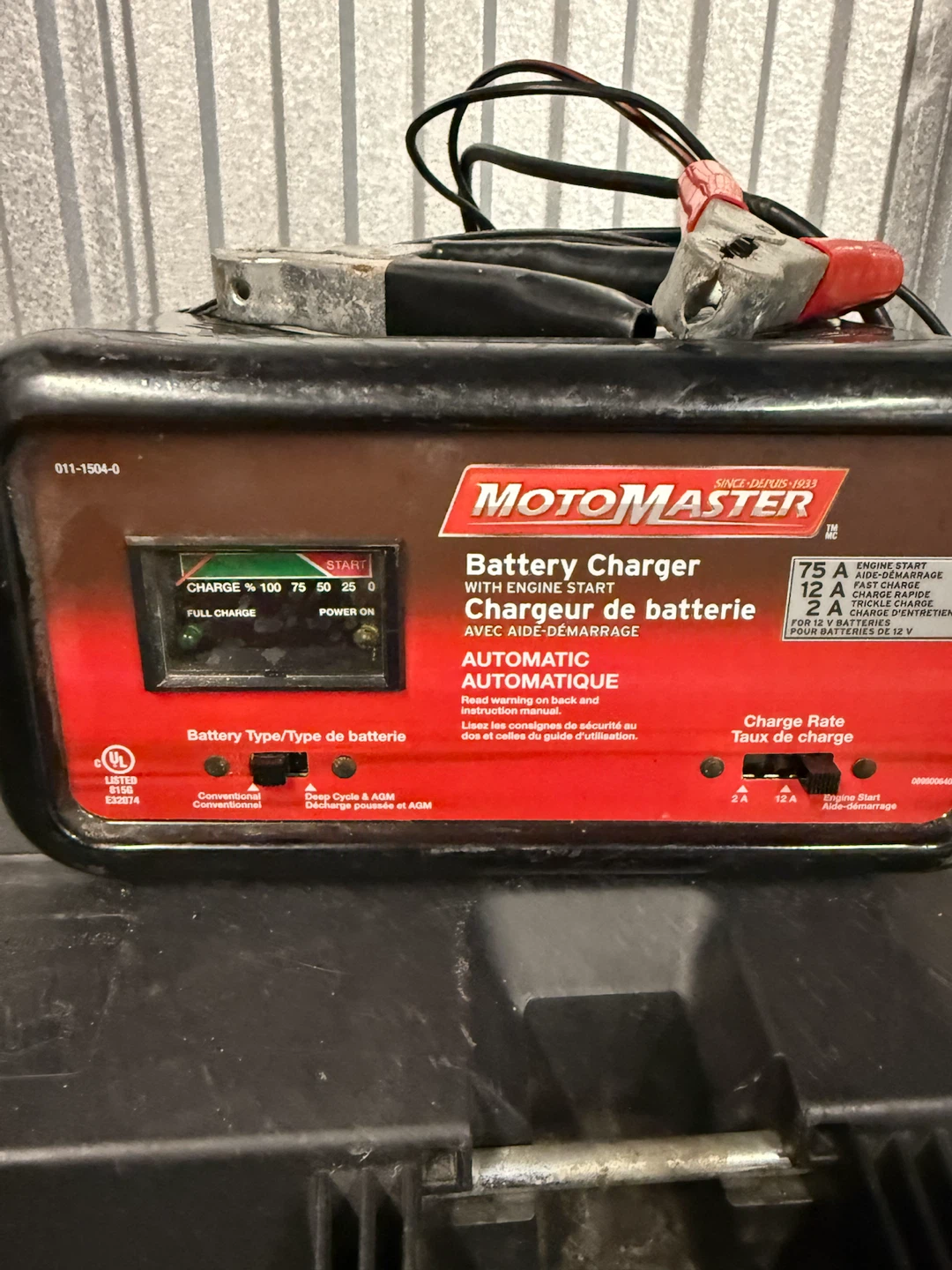 MotoMaster Battery Charger with Engine Start - photo 4