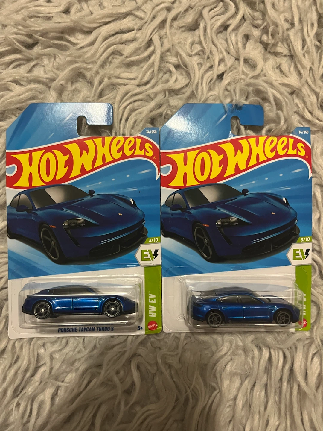 Hot Wheels Porsche Taycan Turbo S HW EV - photo 2