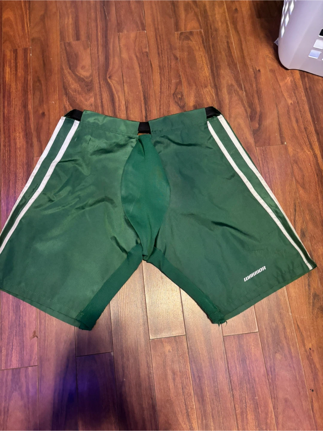 Delta hockey pant shells - photo 3