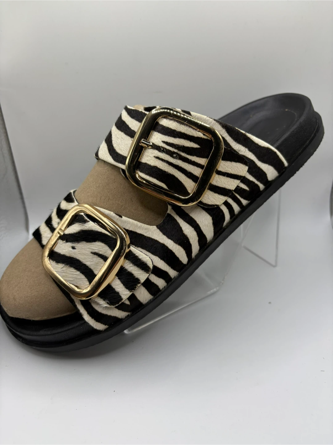 7.5 - Zara Zebra Print Buckle Sandals - photo 3