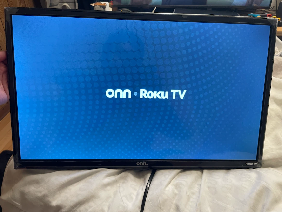 onn. 24” Roku Smart TV – Excellent Condition – $90 OBO - photo 5