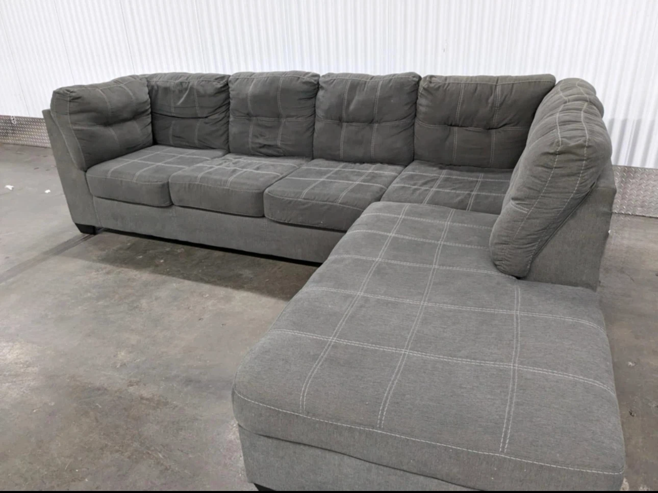 Grey Sectional- Free Delivery - photo 3