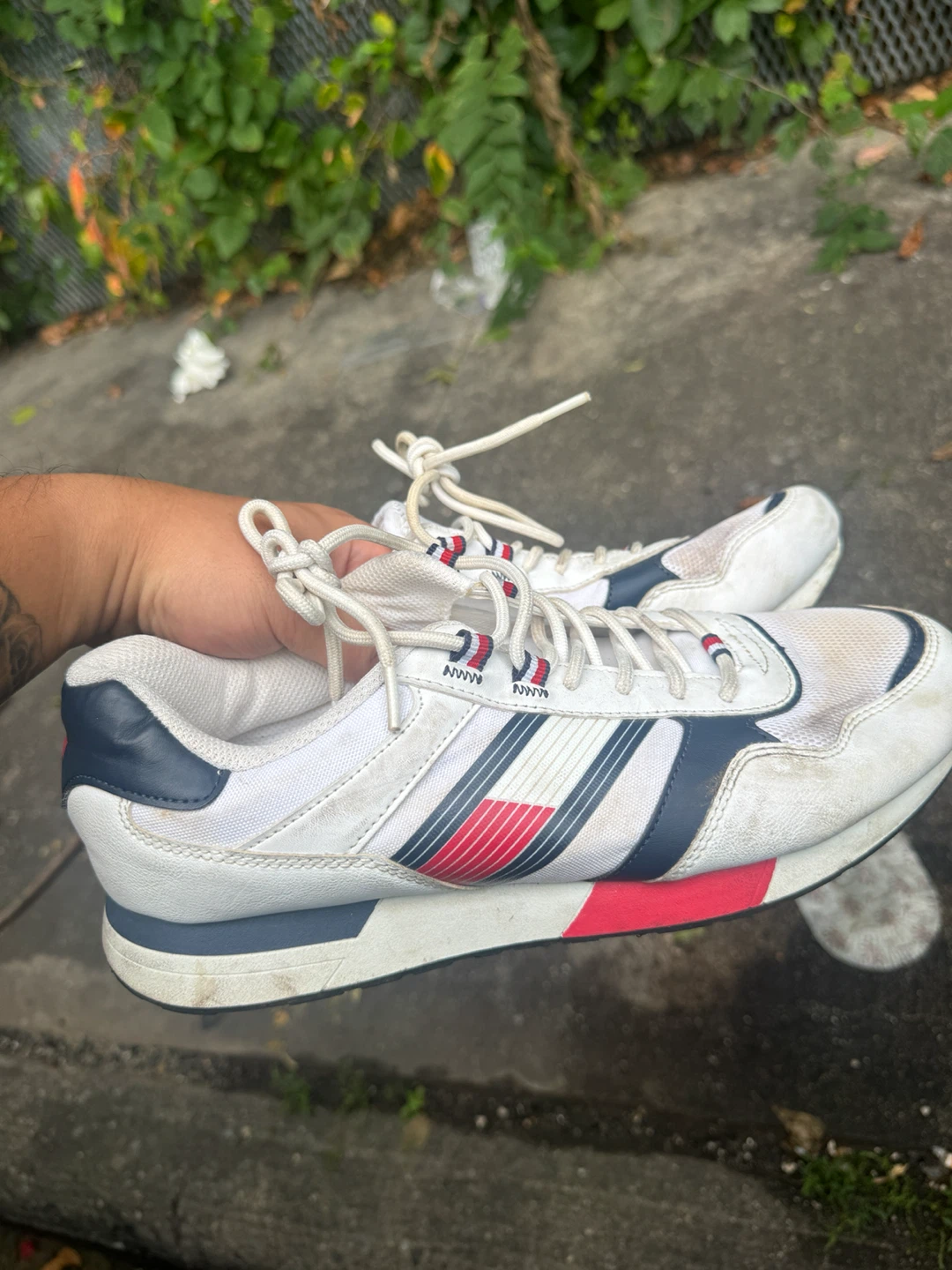Tommy Hilfiger Men's White Sneakers Size 10.5