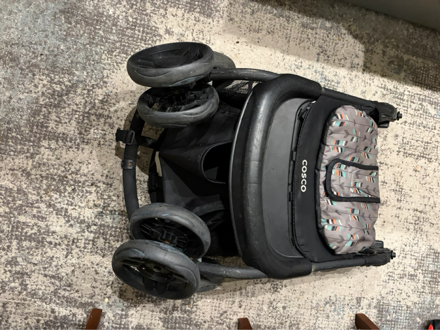 Cosco Lift and Stroll Stroller - photo 4