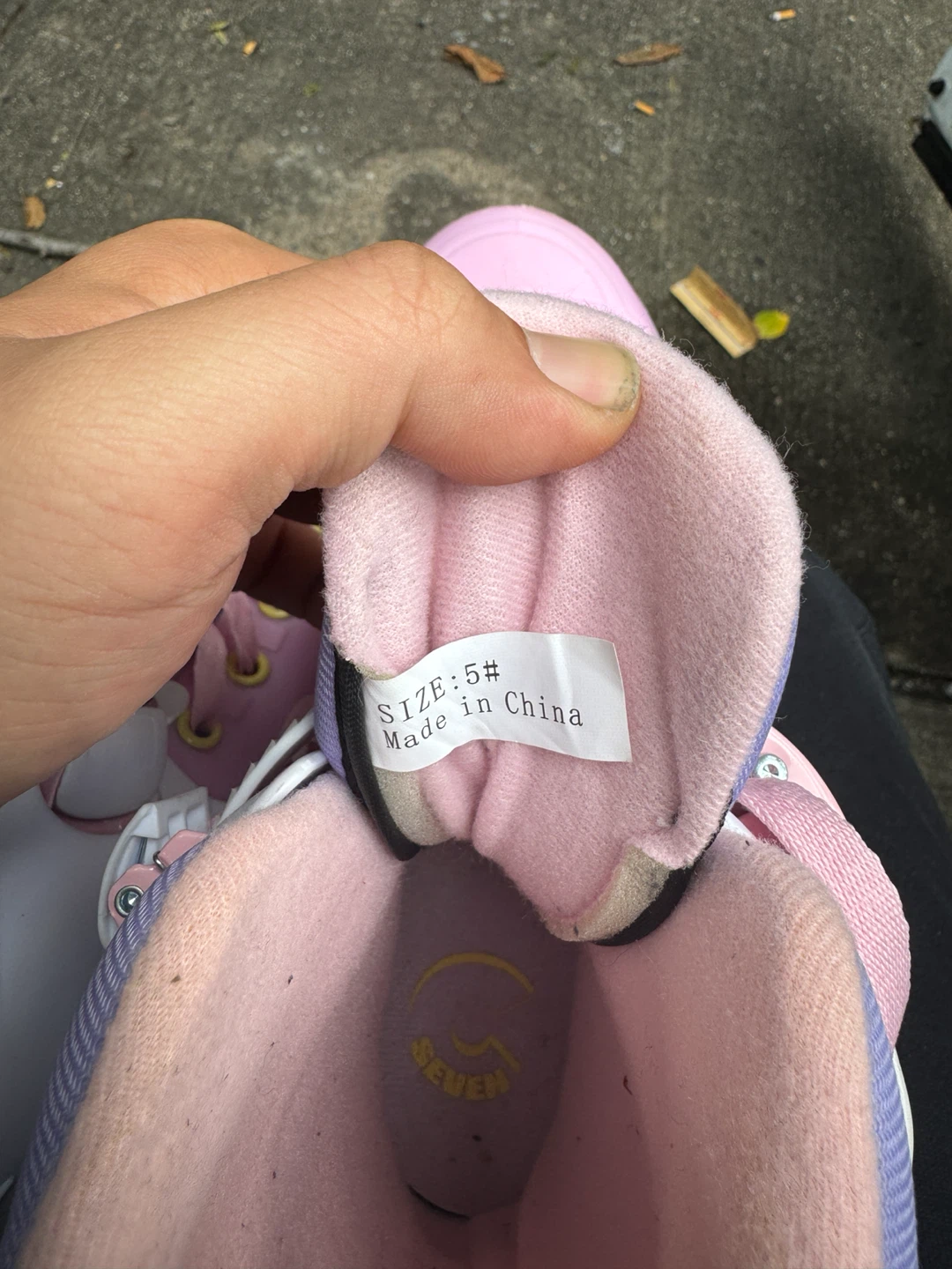 Pink Roller Skates Size 5 - photo 3