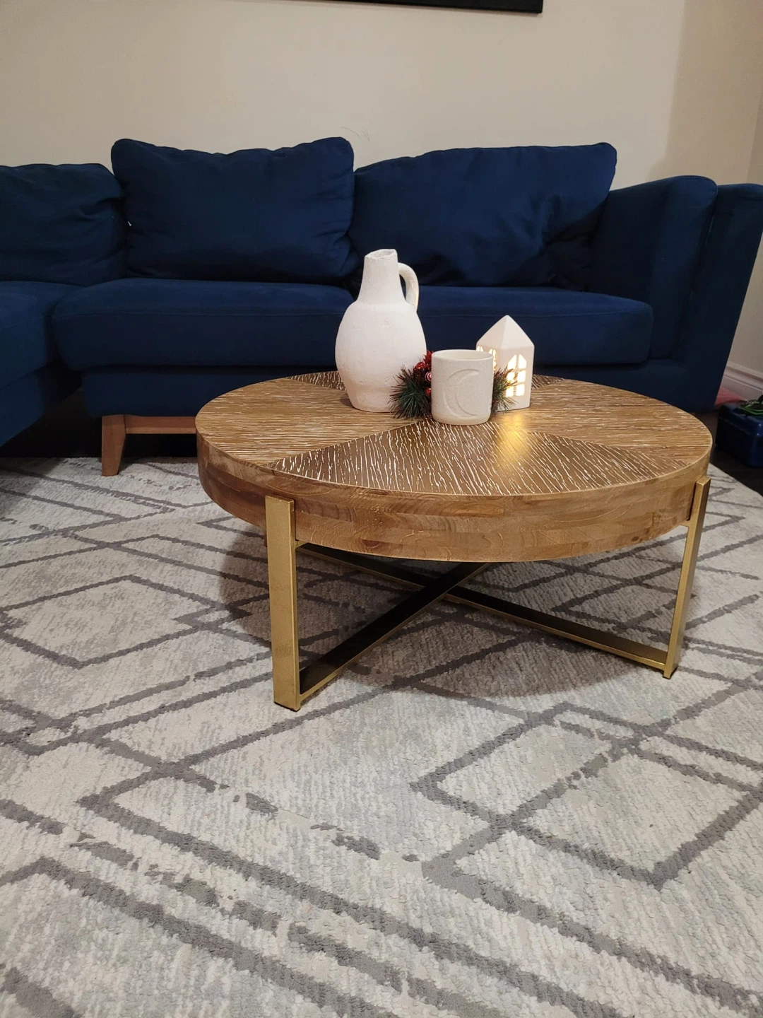 Round Solid Wood Coffee Table