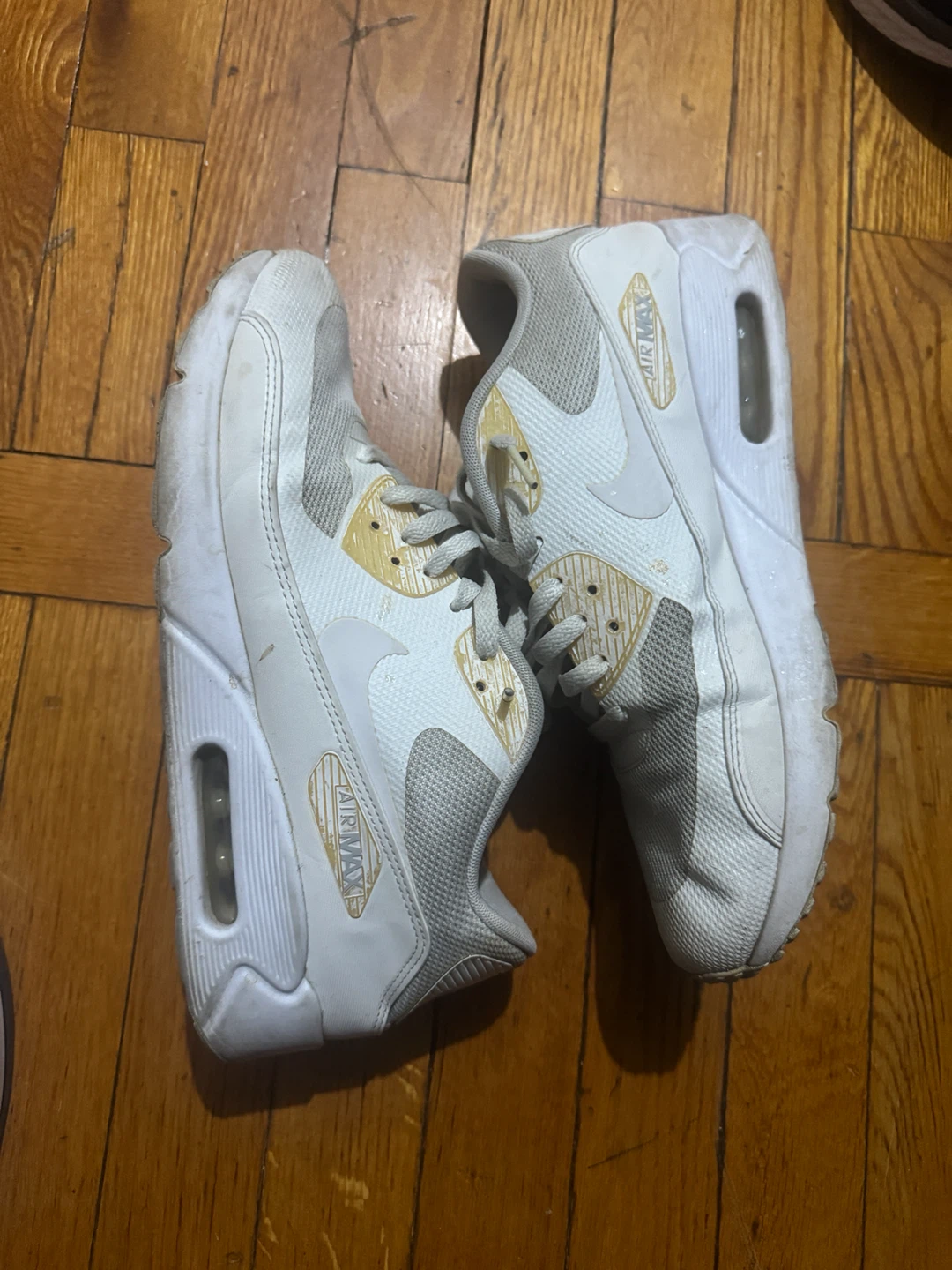 Nike Air Max 90 Sneakers